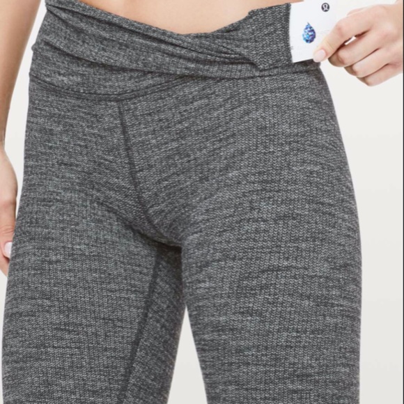 Lululemon | Wunder Under Leggings 25" - Picture 2 of 4